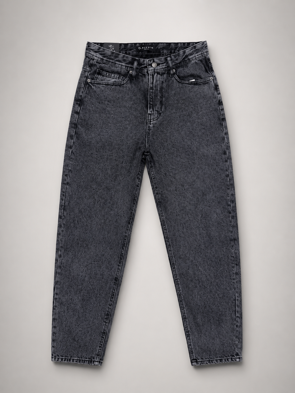 Relaxed Tapered Jeans – Vintage Black