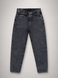 Relaxed Tapered Jeans – Vintage Black
