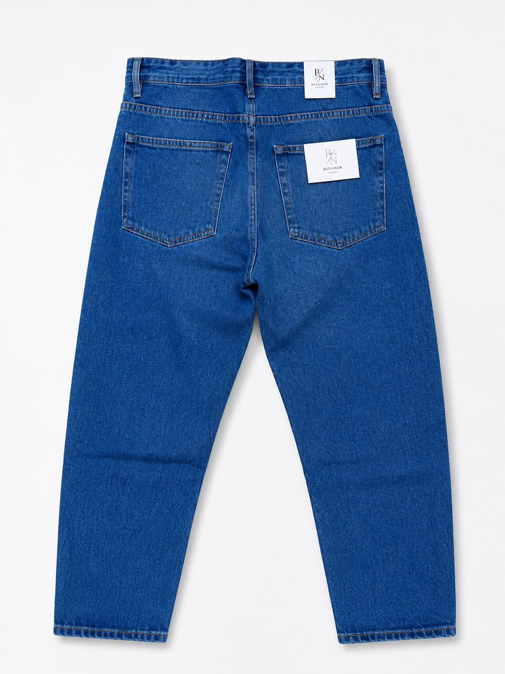 Relaxed Tapered Jeans – Classic Blue