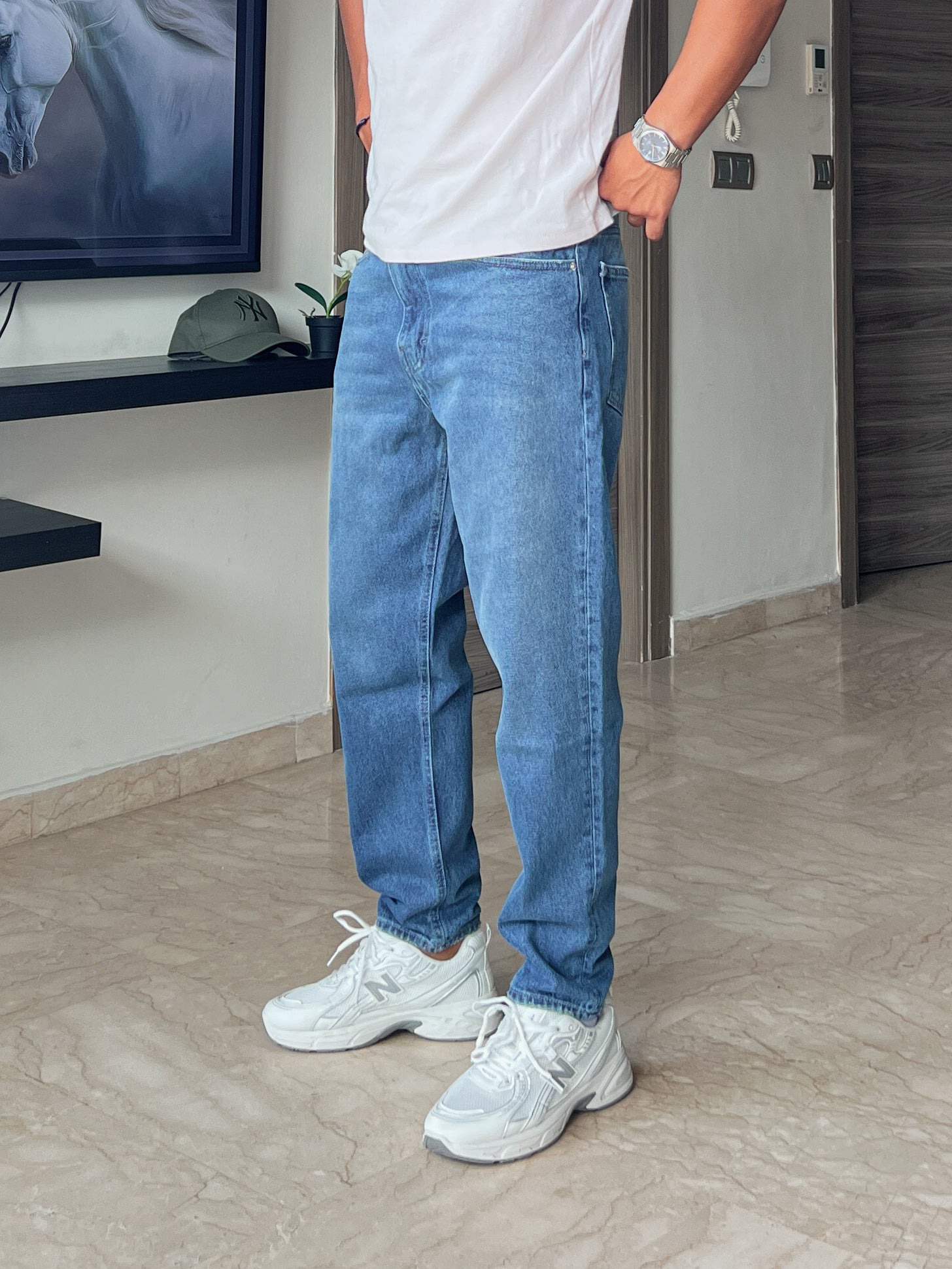 Relaxed Tapered Jeans