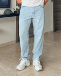 Relaxed Tapered Jeans